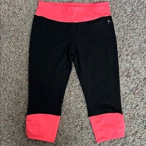 Danskin Black and Pink Women's Capris